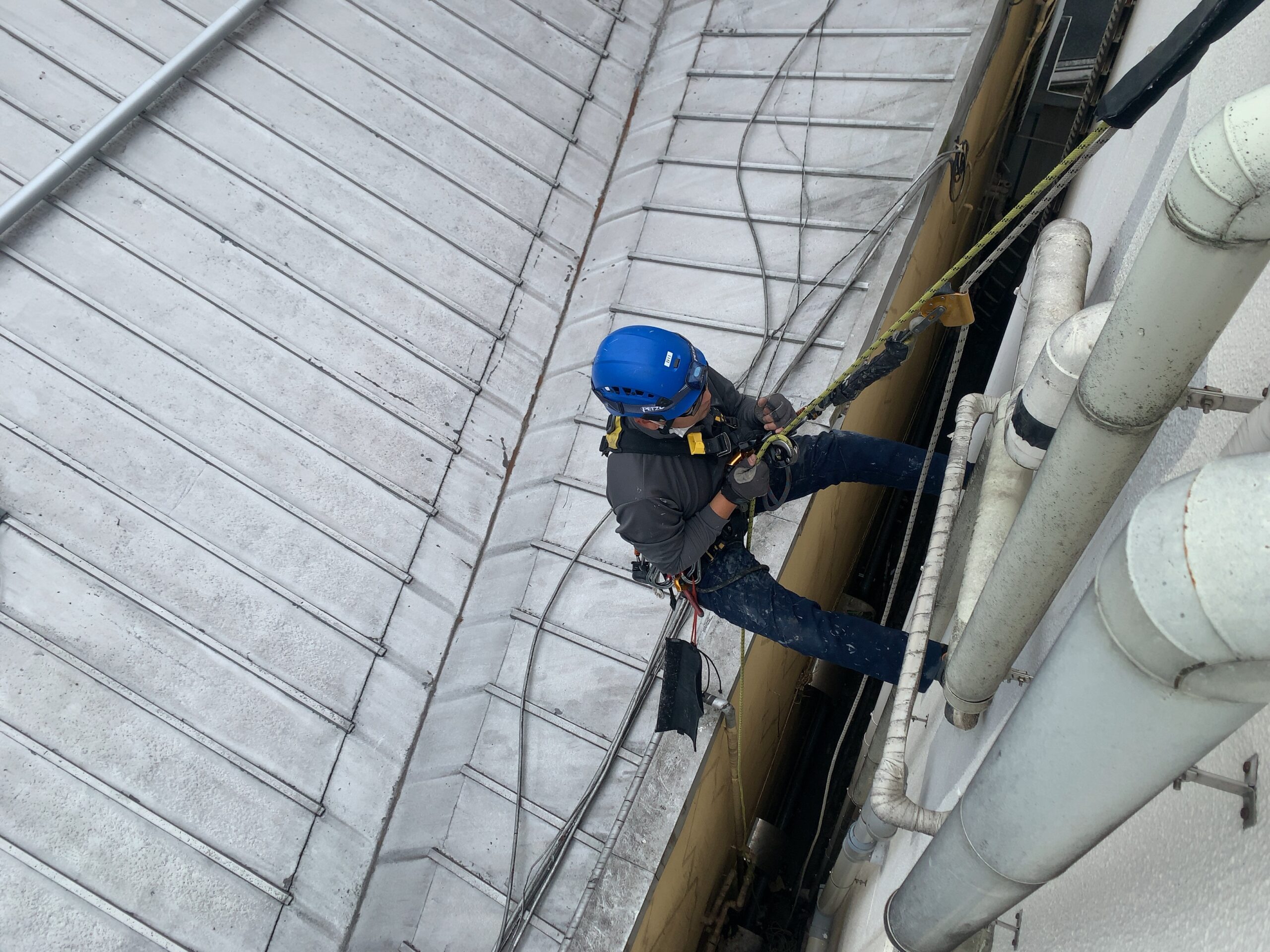 無足場工法 ロープアクセス漏水点検 横浜市