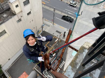 無足場工法　ロープアクセス塗装工事　六本木