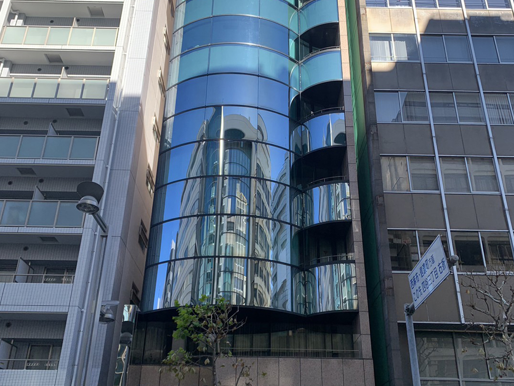ロープアクセスシーリング工事｜東京都新宿区｜Sビル