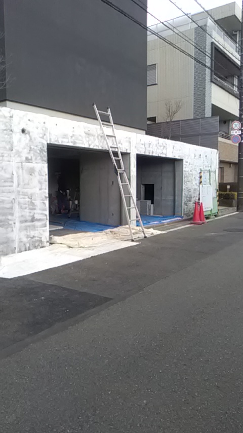 打ちっぱなしコンクリートの補修工事②