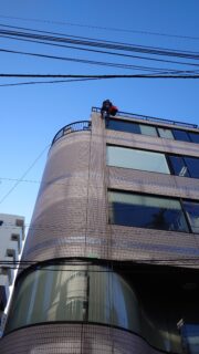 東京都豊島区 無足場工法ロープアクセス外壁タイル工事