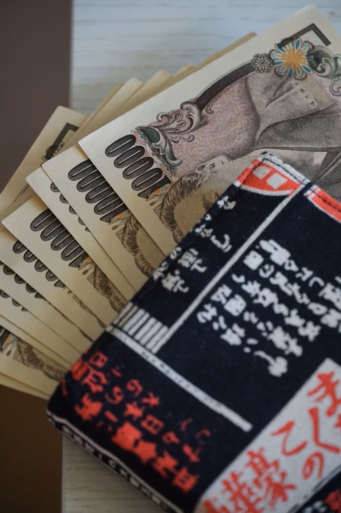 大規模修繕工事の費用が足りなく悩んでいるオーナー様へ与信を使わずに工事が出来る方法があります。